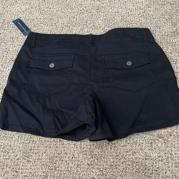 Ladies shorts - Picture 2 of 2